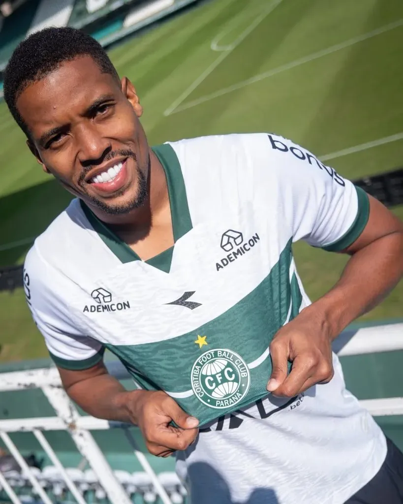 Iury Castilho, é o novo atacante do Coritiba e deve estrear nos próximos dias. Foto:  JP Pacheco/Coritiba