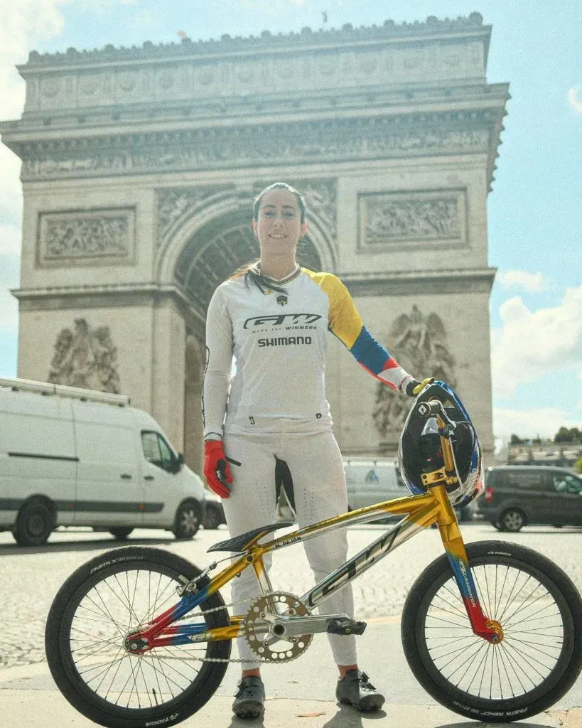 Mariana Pajón antes de la competencia en París 2024.