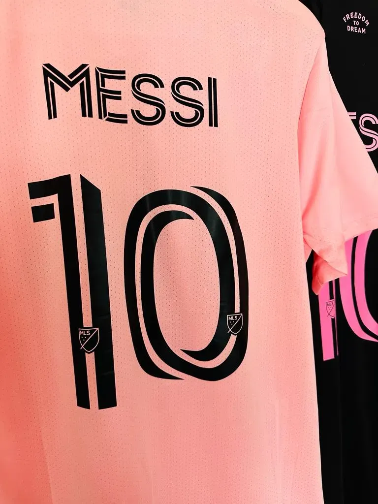 Lionel Messi's Inter Miami unveiling edges closer after kit reveal in New  York store emerges - Mirror Online