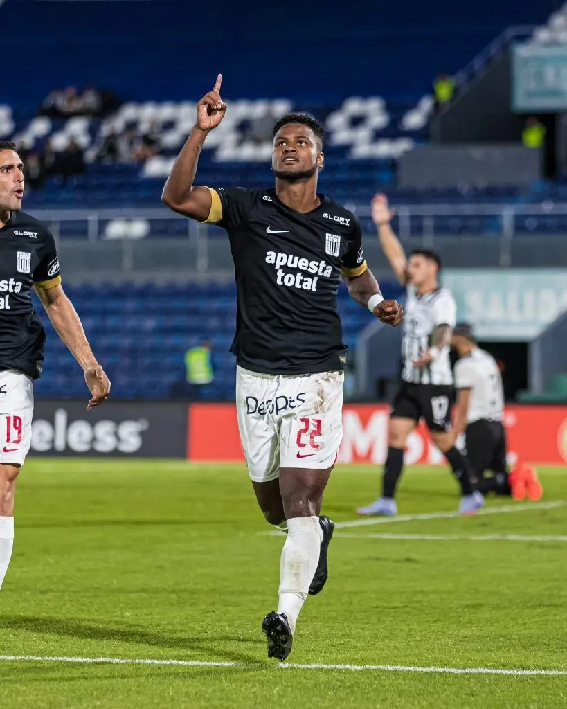 Aldair Rodríguez y su gol contra Libertad por Copa Libertadores 2023. (Foto: Getty).