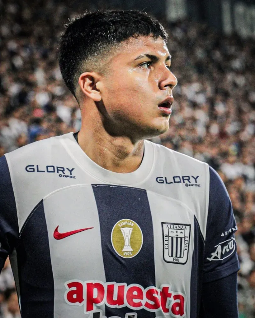 Jairo Concha no continuará con camiseta de Alianza Lima. (Foto: Twitter).