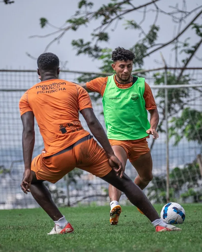 Joao Rojas viene realizando sus entrenamientos con Barcelona SC. (@BarcelonaSC)