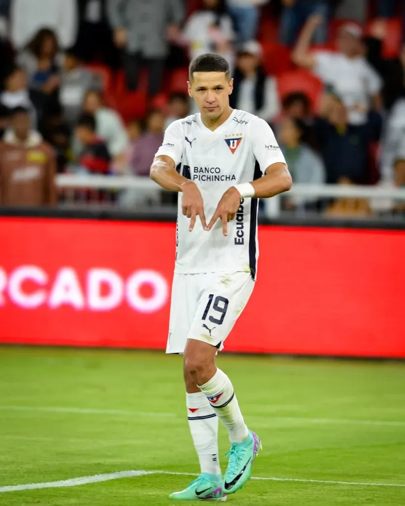 Álex Arce tampoco jugará ante Orense en la LigaPro. (Foto: @LDU_Oficial)