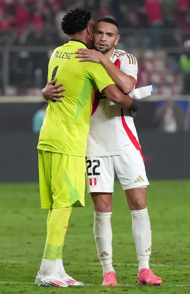 Pedro Gallese y Alexander Callens en la Selección Peruana. (Foto: IMAGO).