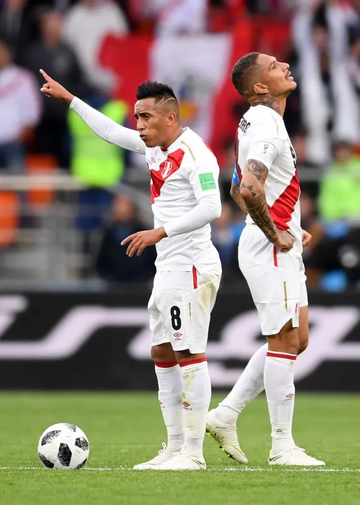 Christian Cueva y Paolo Guerrero en la Selección Peruana. (Foto: IMAGO).