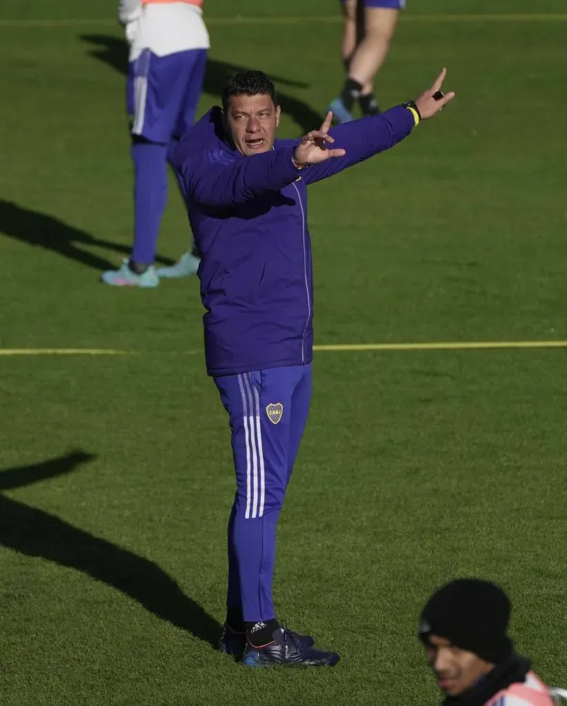 Sebastián Battaglia dirigiendo en Boca Juniors. (Foto: IMAGO).