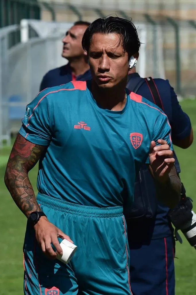 Gianluca Lapadula jugando con el Cagliari. (Foto: IMAGO).