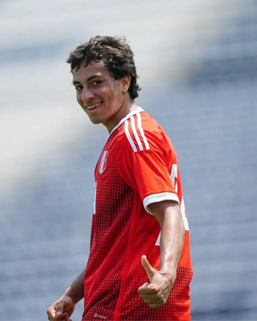 Bassco Soyer trabajando en la Selección Peruana. (Foto: FPF).