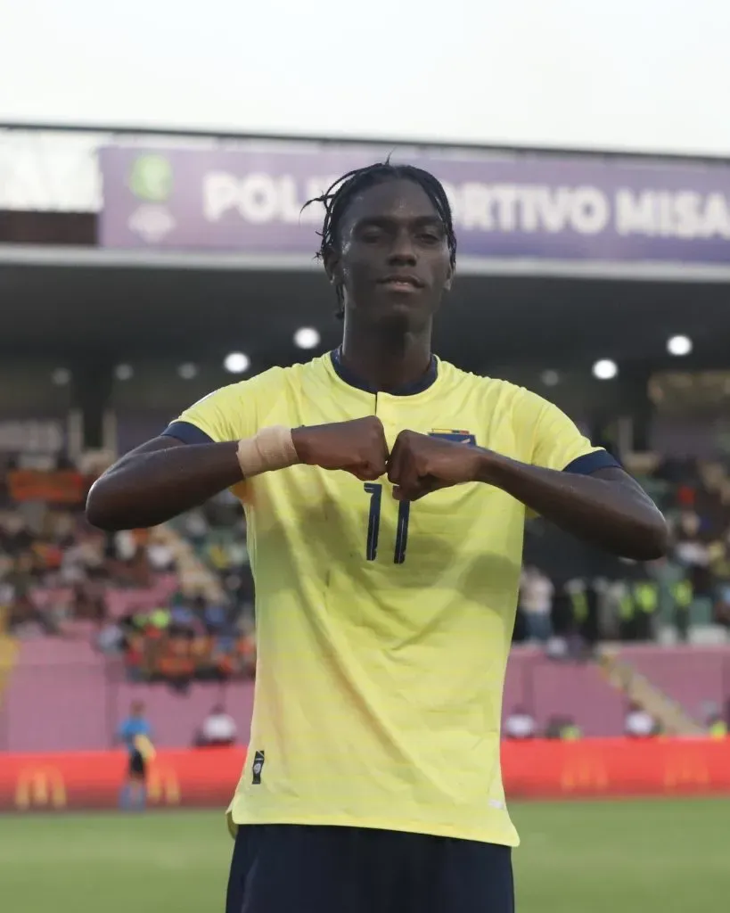 Obando está jugando el Sudamericano SUb-20. (Foto: @LaTri)