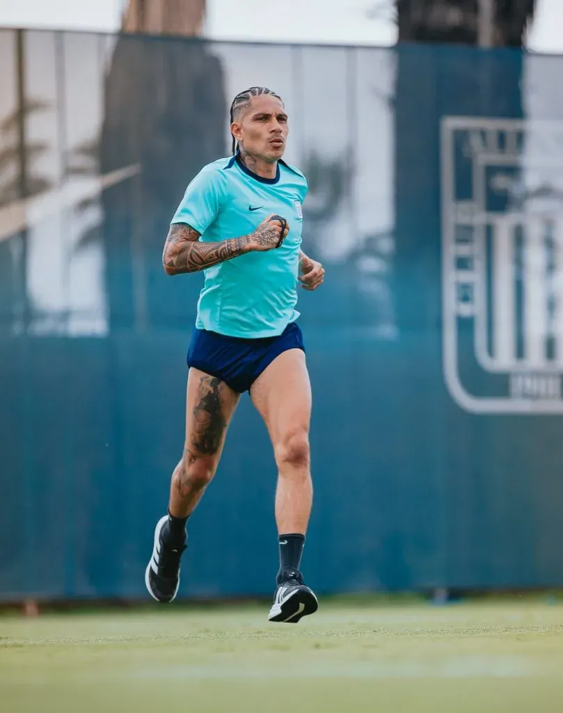 Paolo Guerrero durante la pretemporada. (Foto: Alianza Lima).