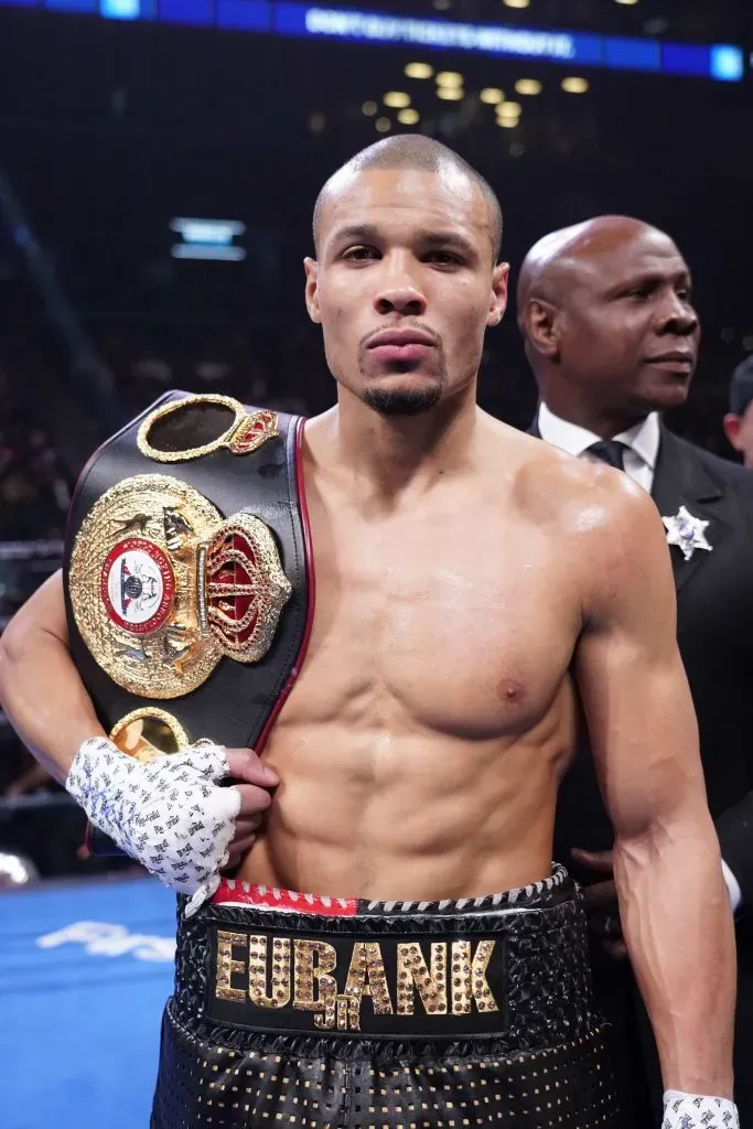 Eubank Jr. ya sabe lo que es ser campeón en los supermedianos, por lo que busca recuperar algo que ya tuvo en sus manos. (IMAGO)