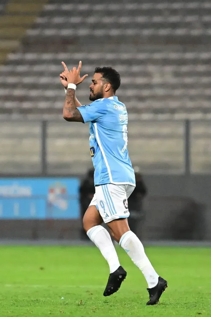 Brenner Marlos, goleador de Sporting Cristal