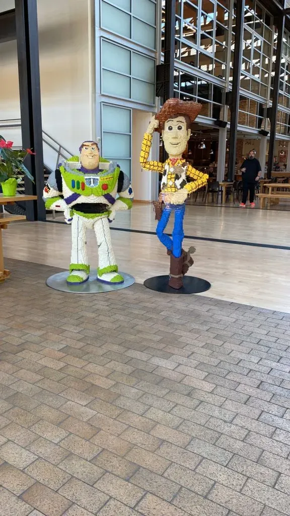 Andy y Buzz en Pixar. Foto: (Fede Carestía)