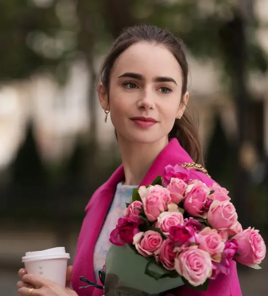 Lily Collins, reconocida figura de Netflix.