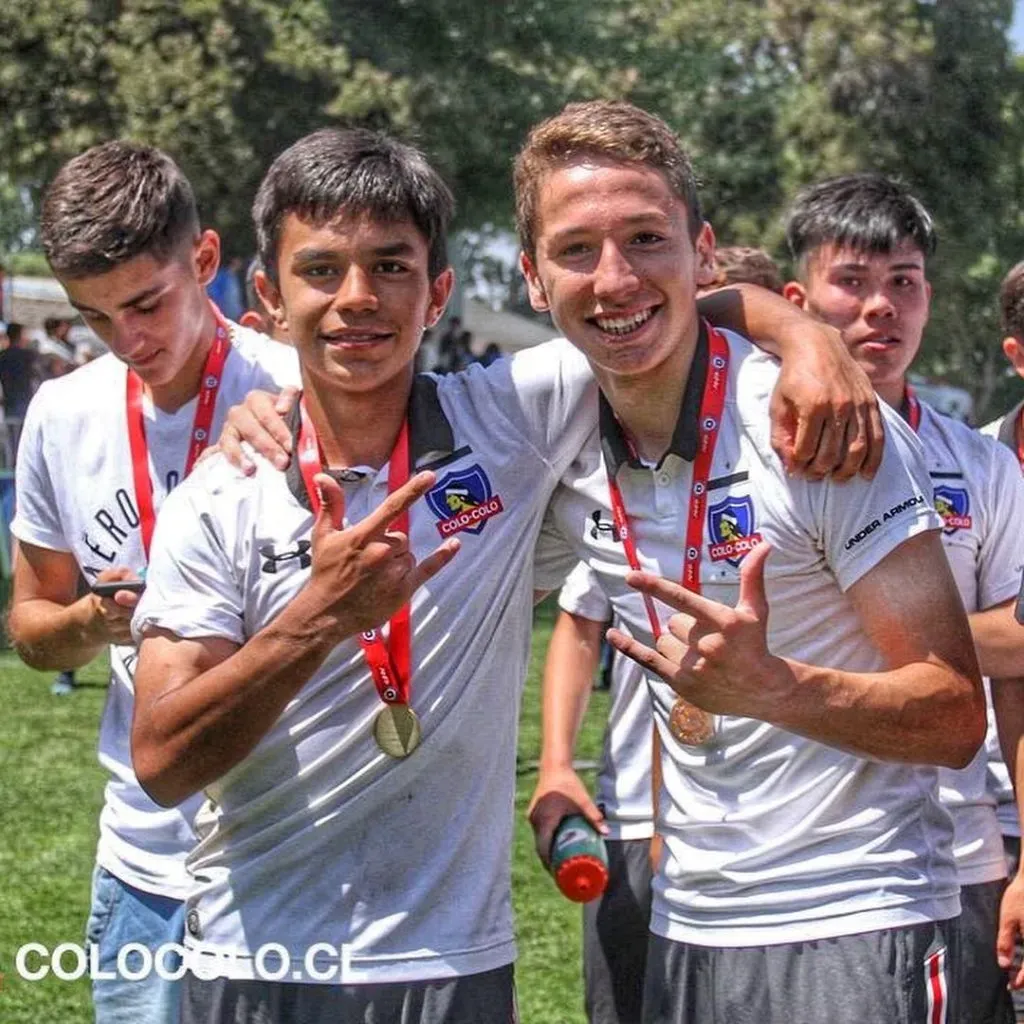 Vicente Pizarro junto a Luciano Arriagada en Colo Colo.