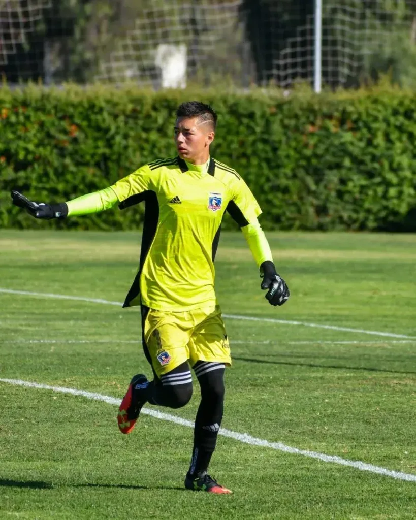 Nicolás Garrido en Colo Colo. Crédito: Nicolás Garrido, Instagram.