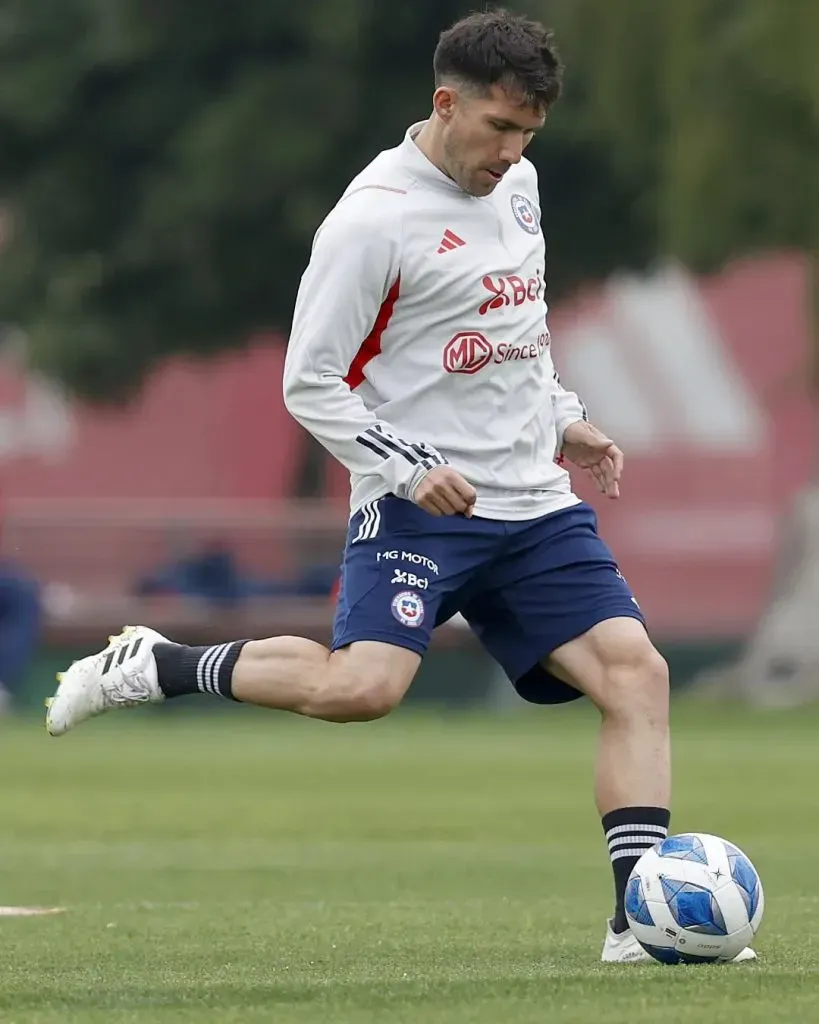 César Fuentes en la selección chilena. Crédito: la Roja.