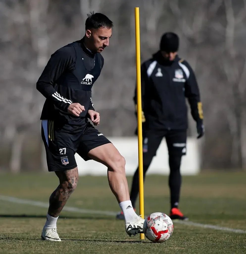 Javier Correa en el entrenamiento ayer miércoles. (Foto: Colo Colo)