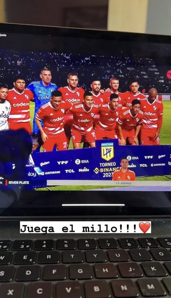 La foto que publicó Funes Mori alentando a River en su cuenta de Instagram.