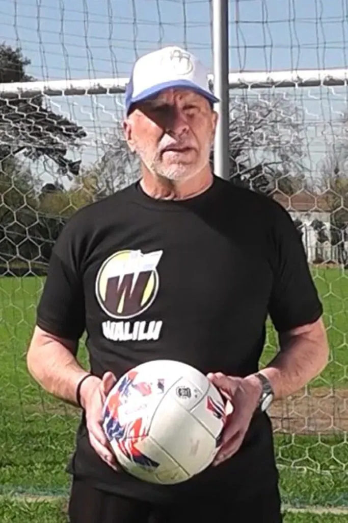 Lazbal tuvo a Aliendro en River y en Chacarita.