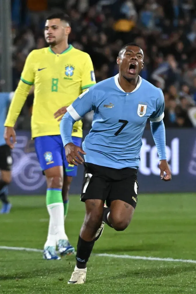 Nicolás De La Cruz gritó ante Brasil. (Foto: Getty).