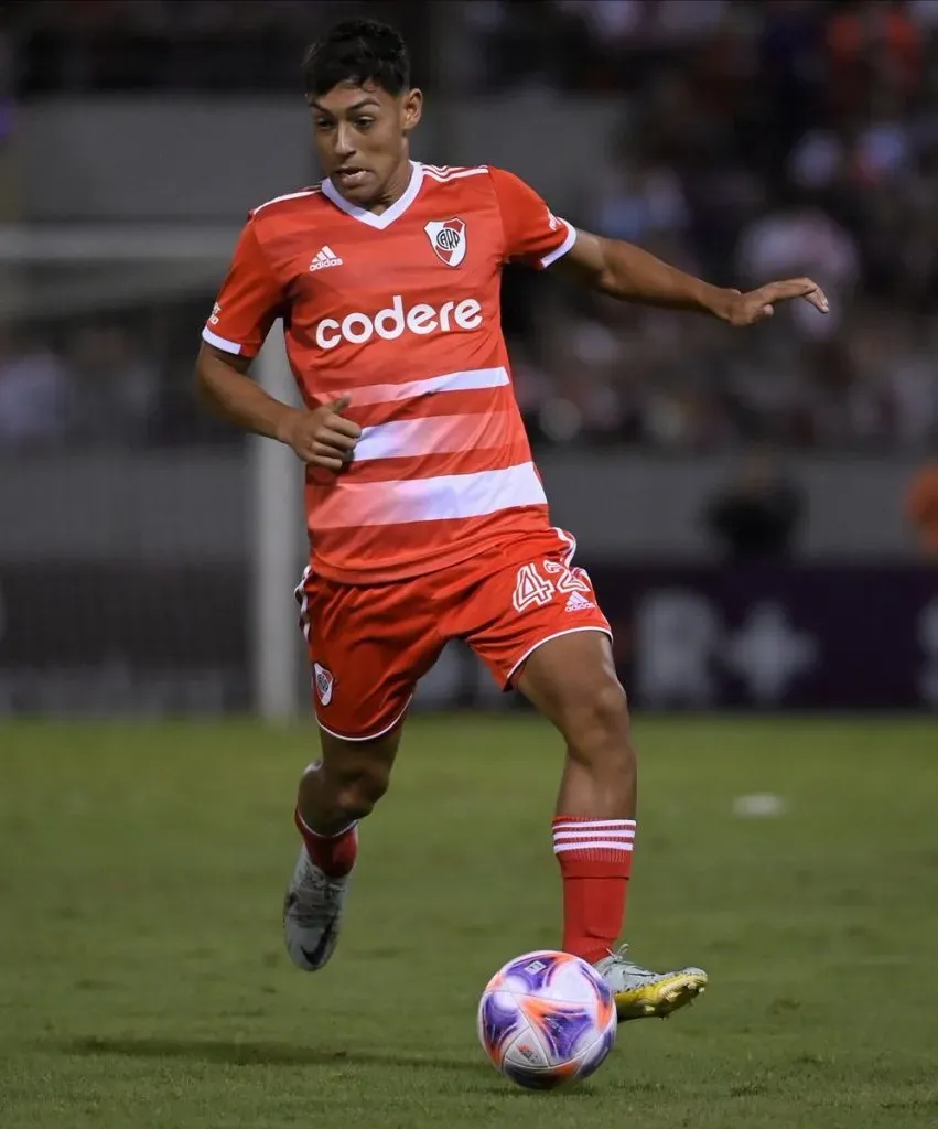 Trindade, otro futbolista que ya tuvo minutos en Primera con Demichelis.