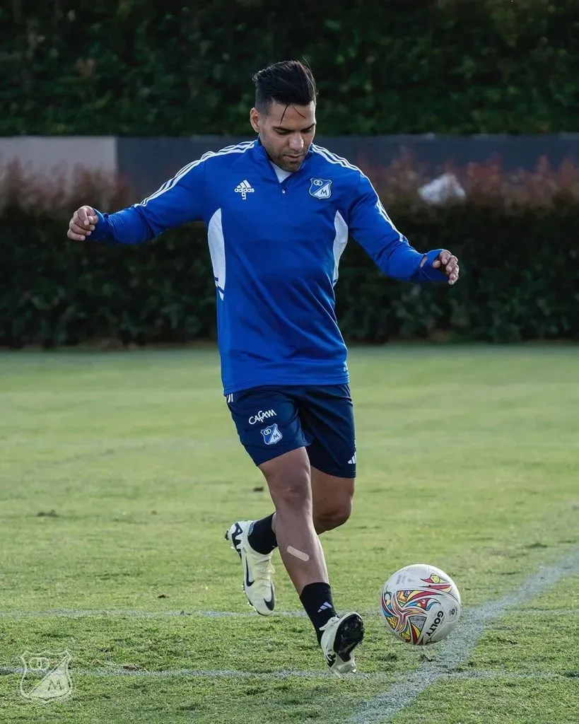 Falcao ya se entrena con los colores de Millonarios.