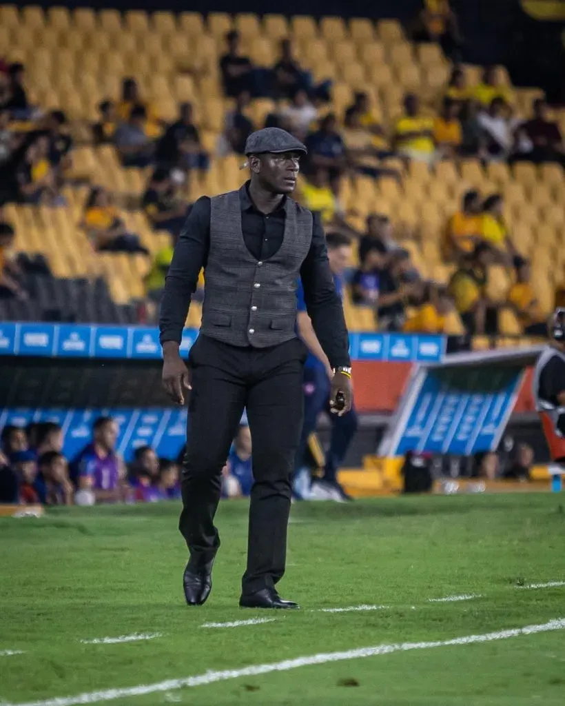 Estilo y distinción: características de los looks de Segundo Castillo.