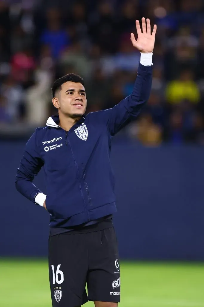 Kendry Páez se retiró con dolor ante Boca en Quito. (Getty)