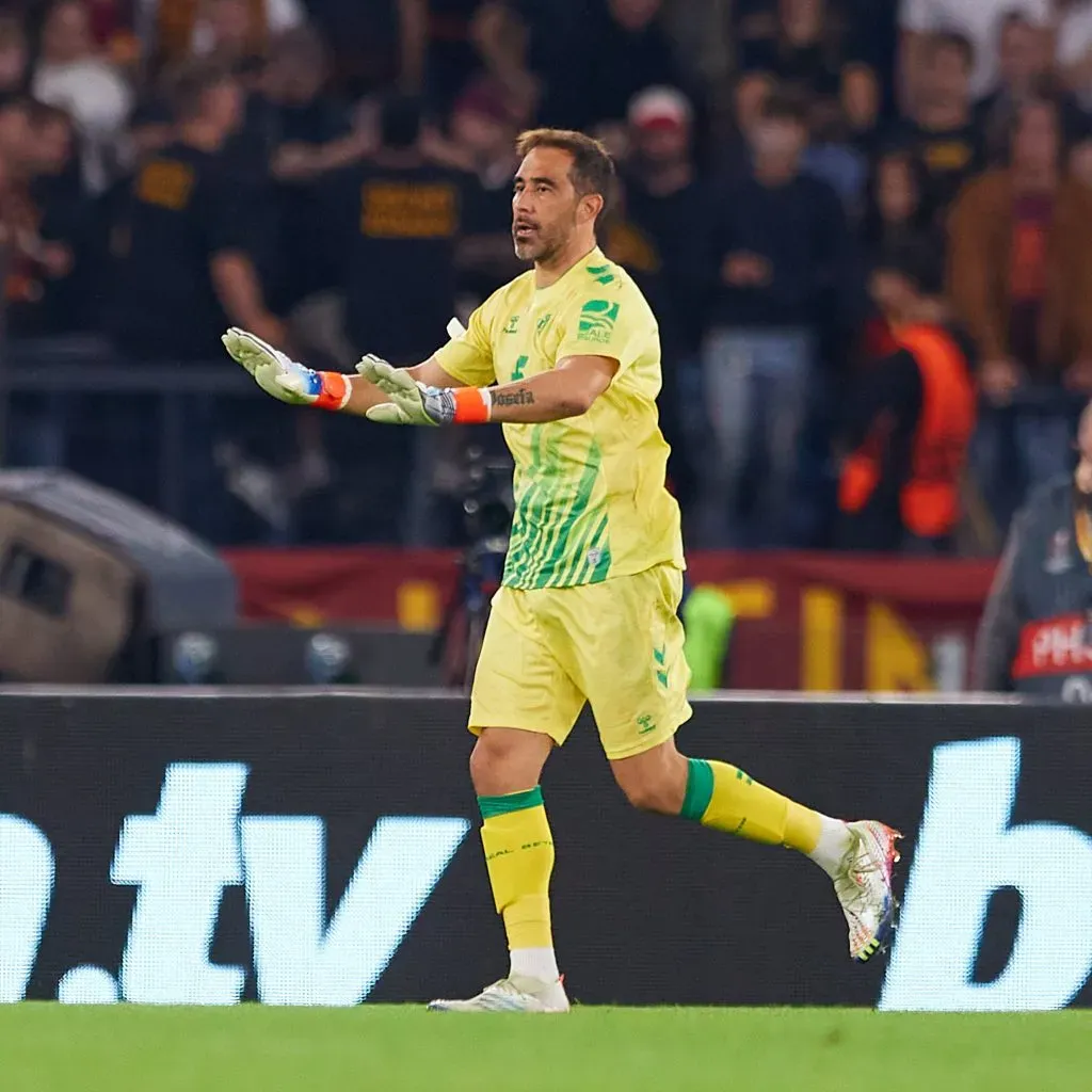 Pellegrini aplaudió la actuación de Claudio Bravo (Foto: Getty)