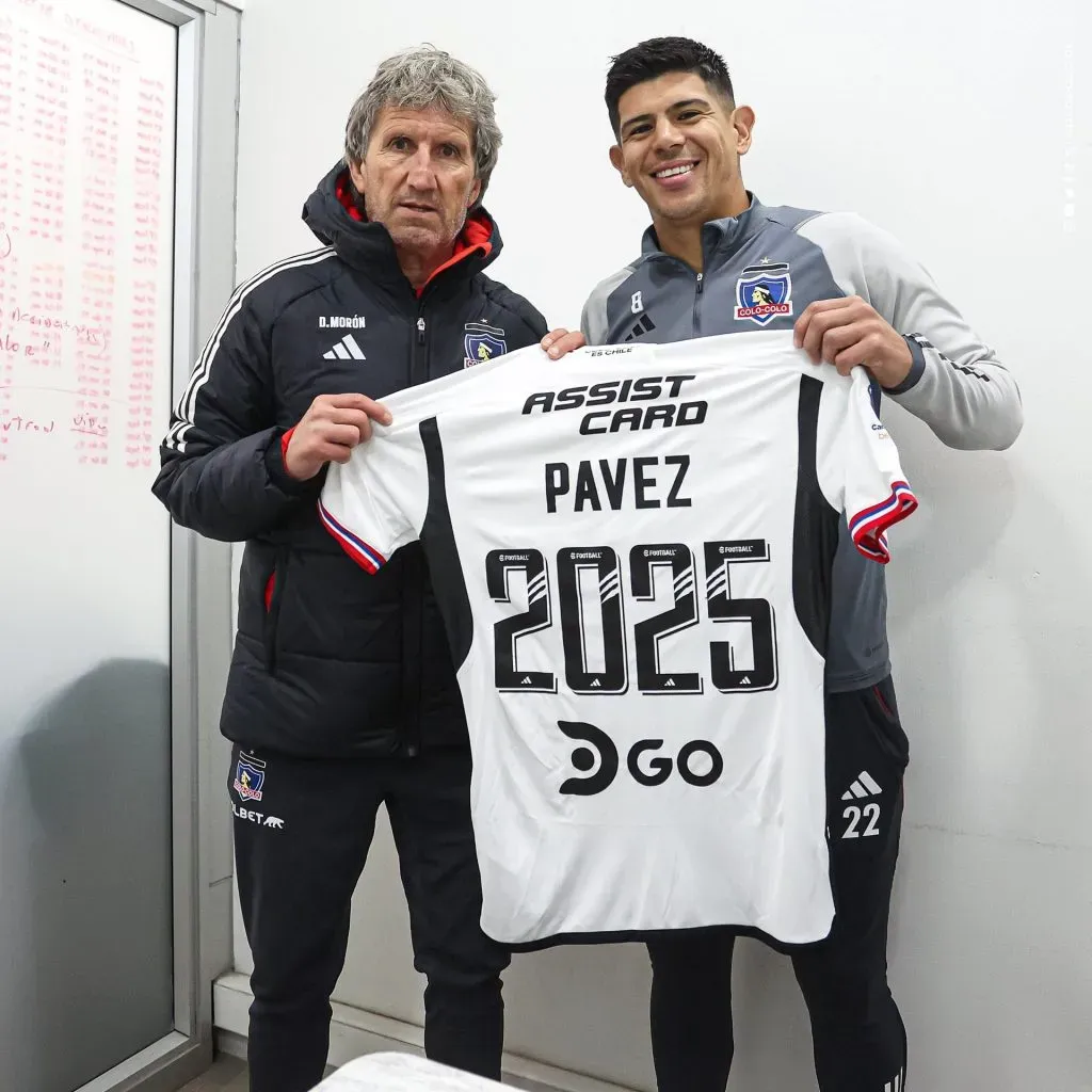 Esteban Pavez renovó su contrato con Colo Colo hasta el 2025. Foto: Comunicaciones Colo Colo.