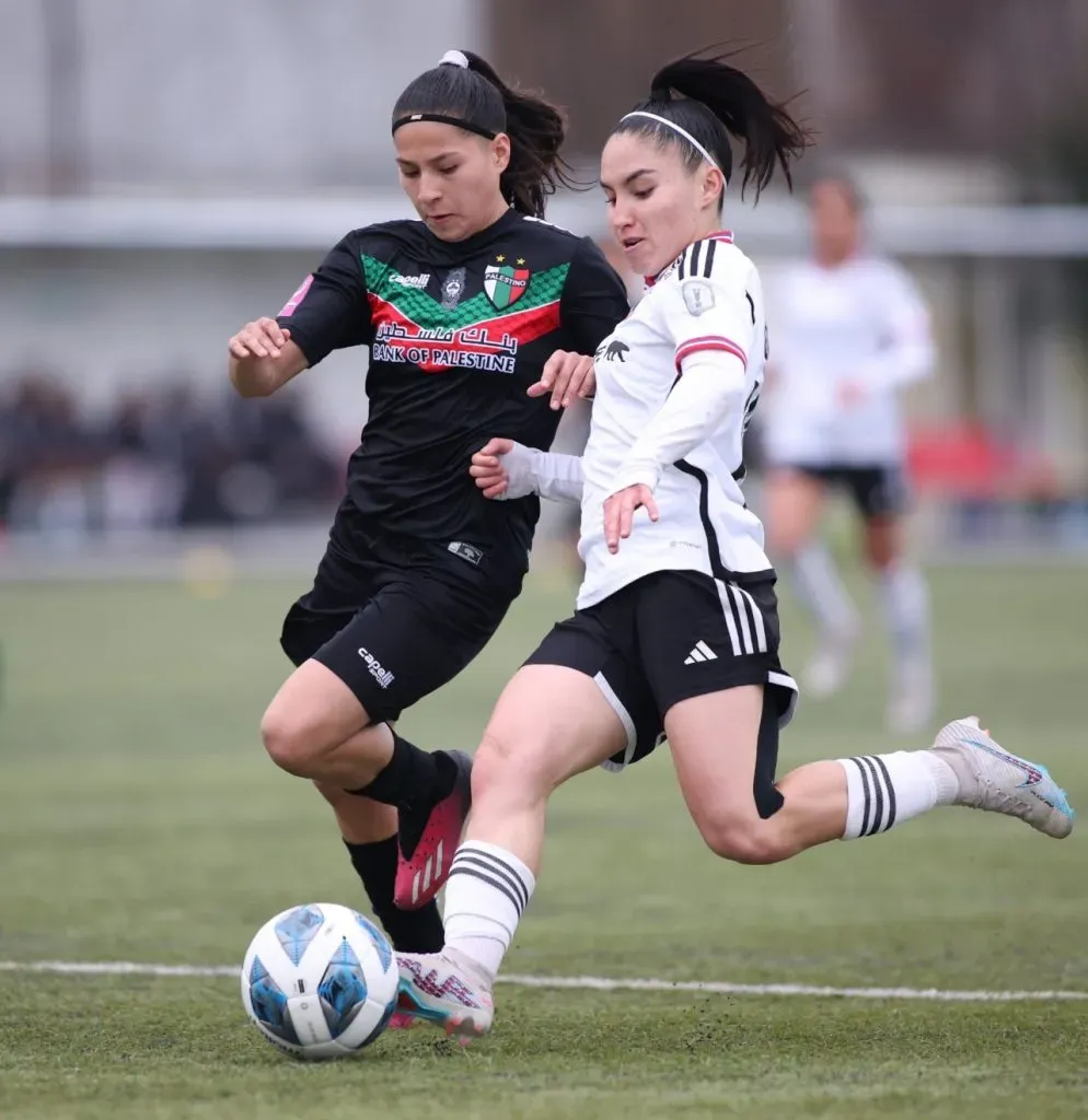 Javiera Grez enfrentando a Palestino (@ColoColoFem)