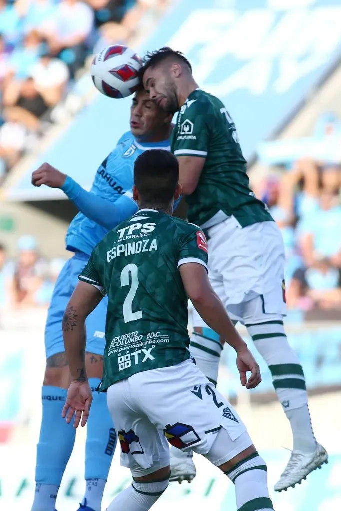 Iquique y Wanderers brindaron un duelo de alta tensión en el Tierra de Campeones (Photosport)