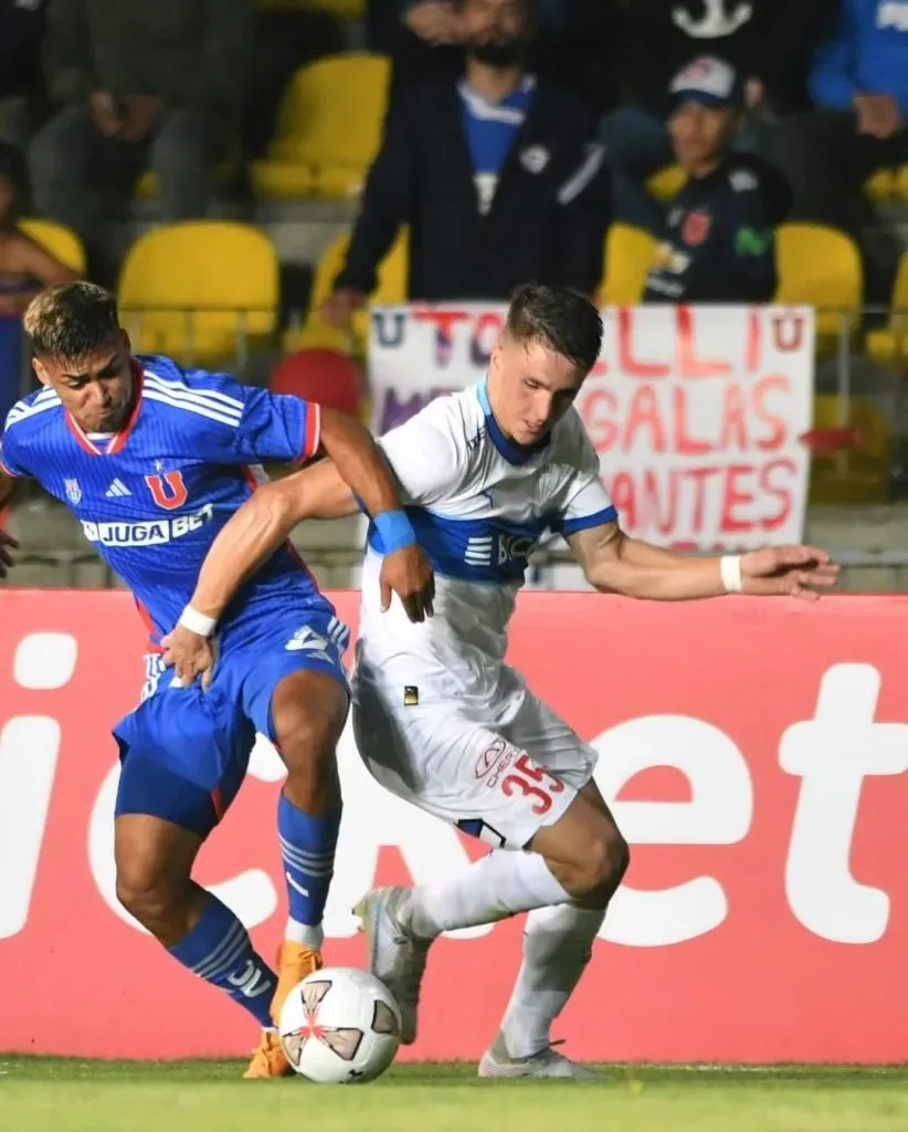 Tudor debutó con la camiseta 35 (Foto: Cruzados)