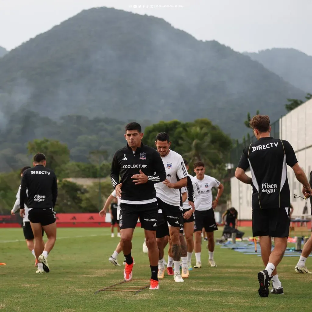 Colo Colo entrenó en la casa del Flamengo. Foto: Colo Colo.