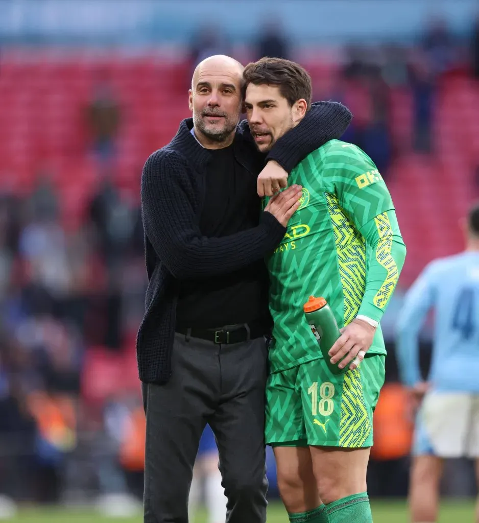 Stefan Ortega Moreno puede ser el héroe del título de Manchester City en la Premier League. Pep Guardiola deliró con su atajada ante Tottenham. Foto: IMAGO.