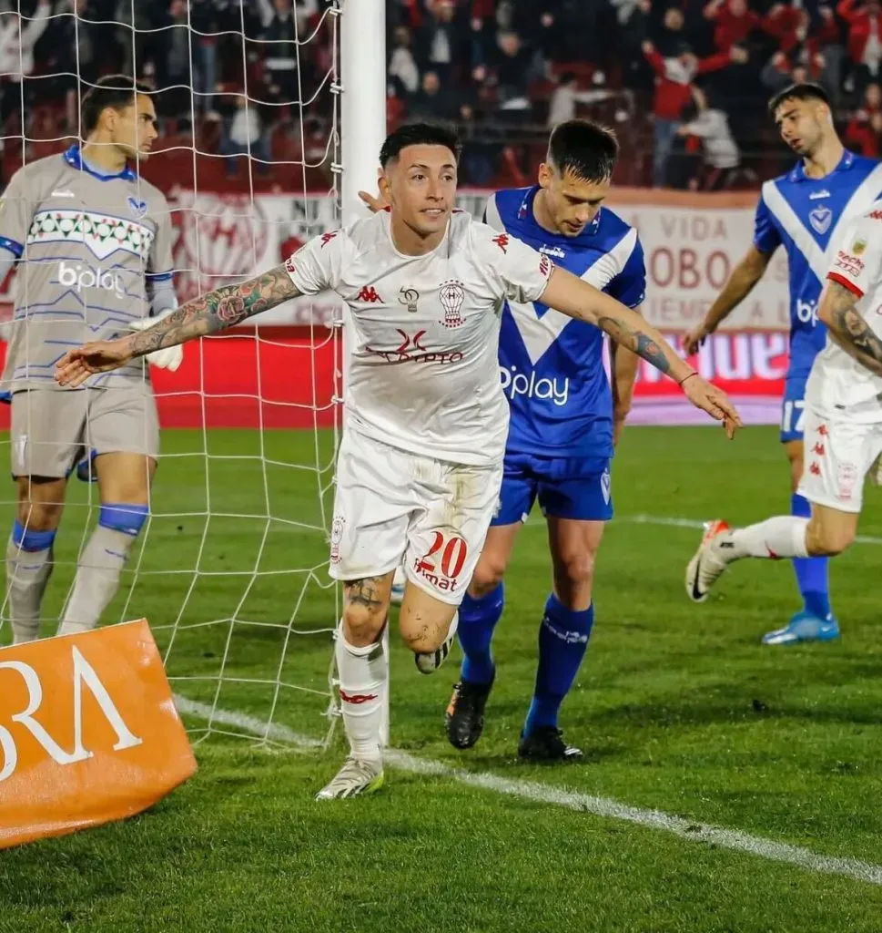 Rodrigo Echeverría se gana un nombre en el fútbol de Argentina.