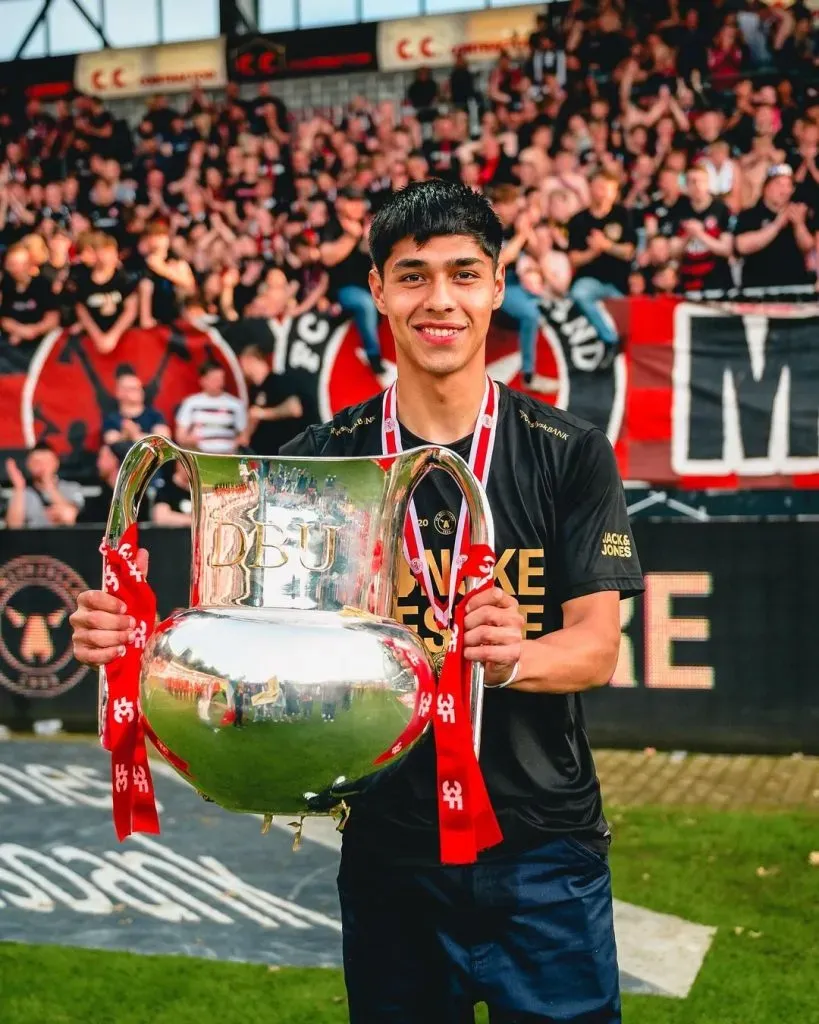 Darío Osorio, campeón en Dinamarca (Midtjylland)