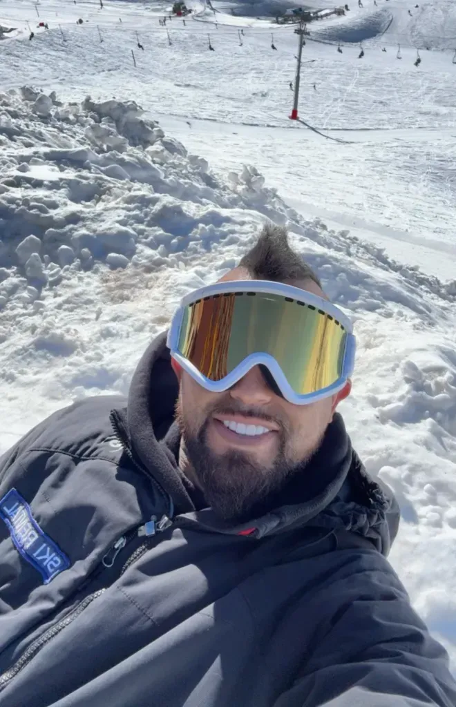 La selfie de Arturo Vidal en la nieve.