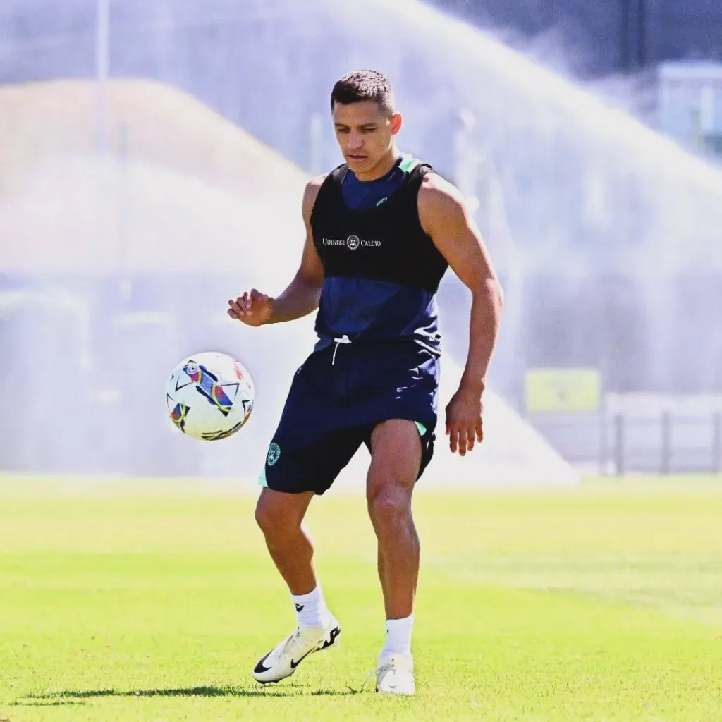 Alexis Sánchez se mantiene entrenando mientras se recupera de su lesión en Udinese. Foto: Comunicaciones Udinese.