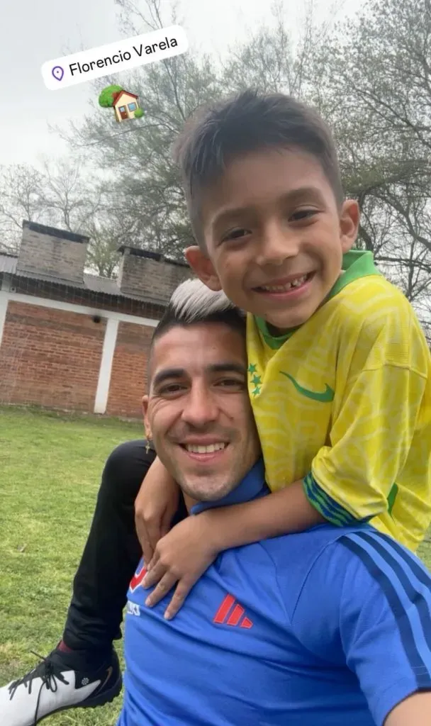 Leandro Fernández no se saca la camiseta de U de Chile en Argentina.