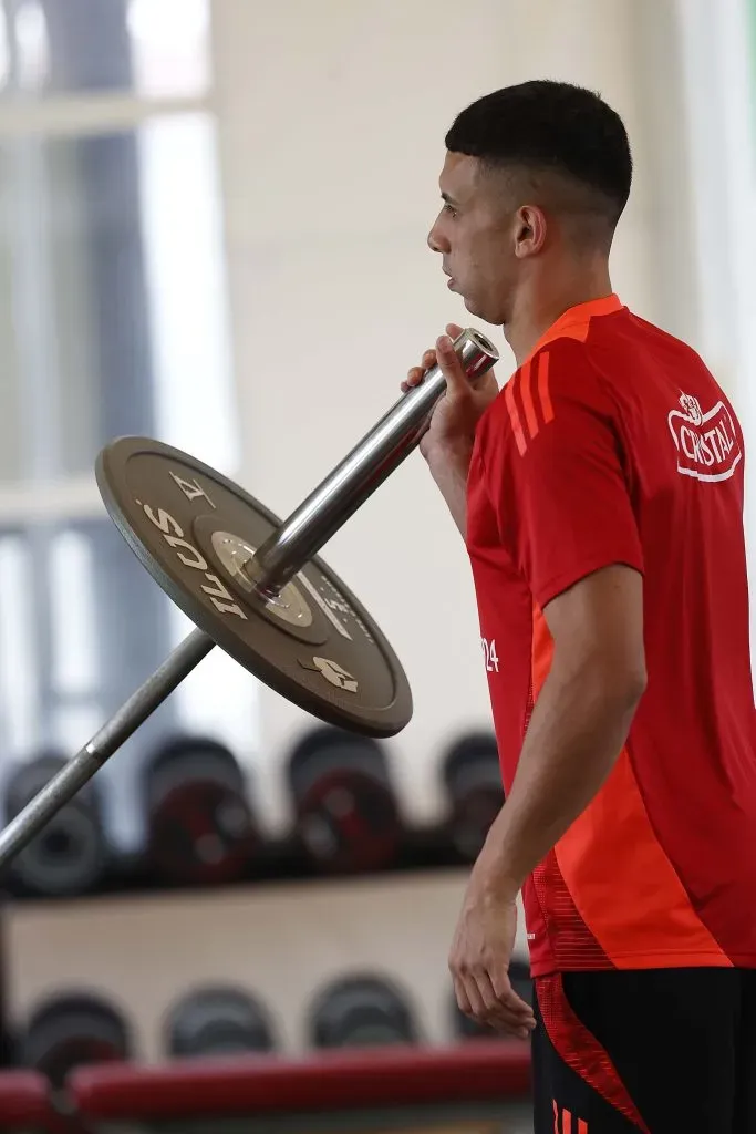 Ulises Ortegoza ya entrena con la Roja. Foto: Carlos Parra