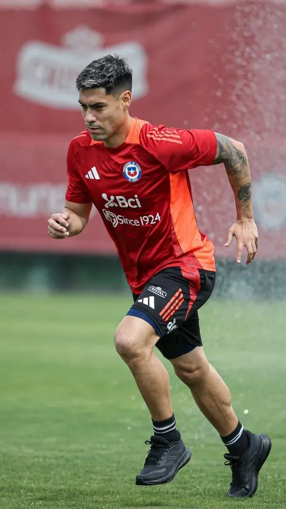 Felipe Mora descarta volver a Universidad de Chile en 2025 (Comunicaciones FFCh)