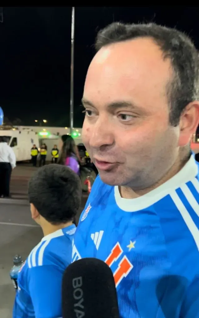 El abogado de U de Chile celebró un nuevo título con los azules en la Copa Chile.