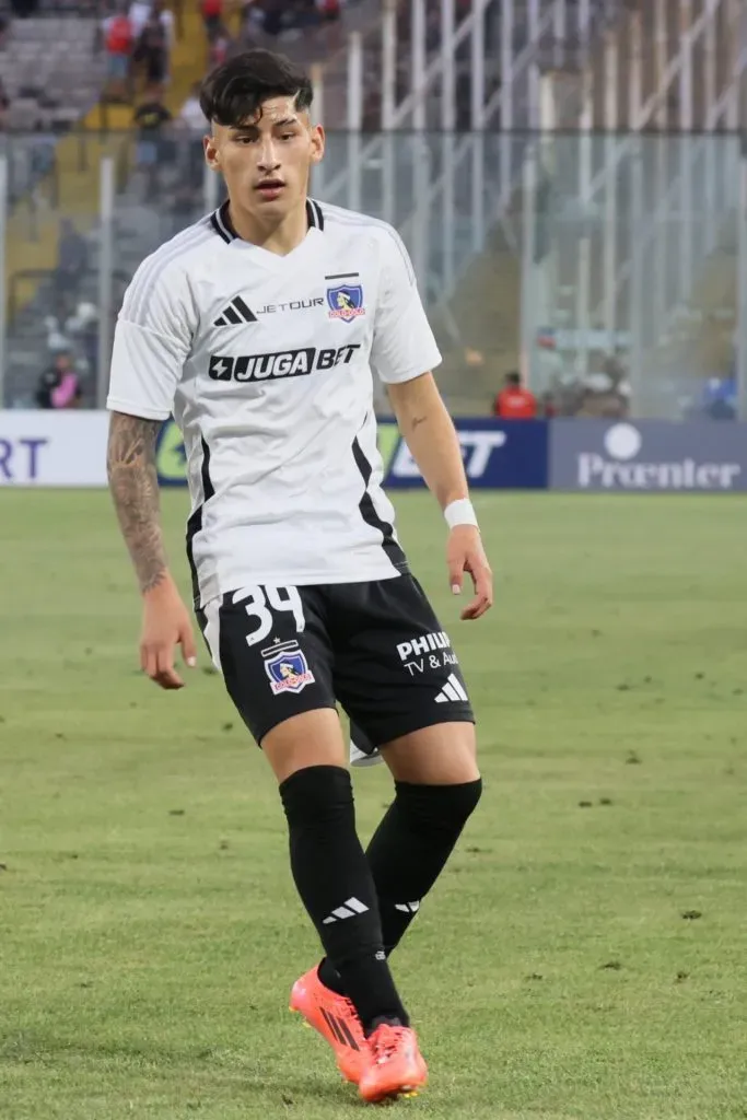 Francisco Marchant, el juvenil que usará Almirón en Colo Colo para cumplir la regla Sub 21 (Photosport)