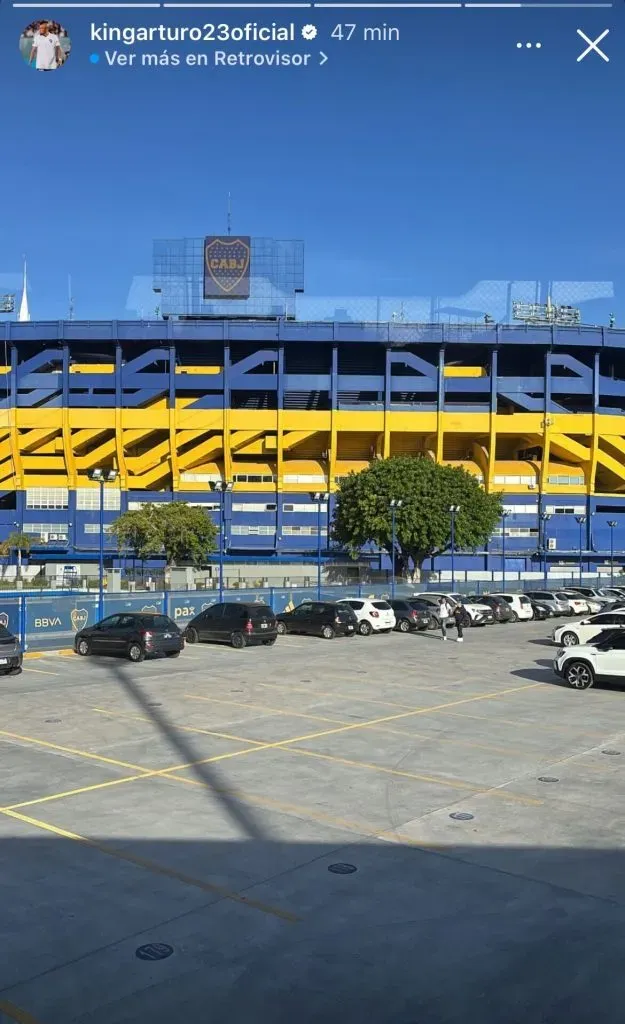 Arturo Vidal no dudó en coquetearle a Boca Juniors apenas llegó al entrenamiento de Colo Colo en Argentina. Foto: Instagram.