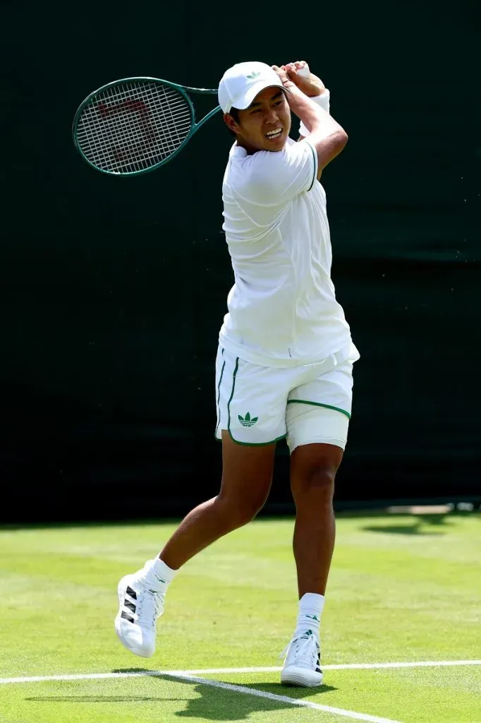 Learner Tien en la primera ronda de Wimbledon 2025 (Getty Images).