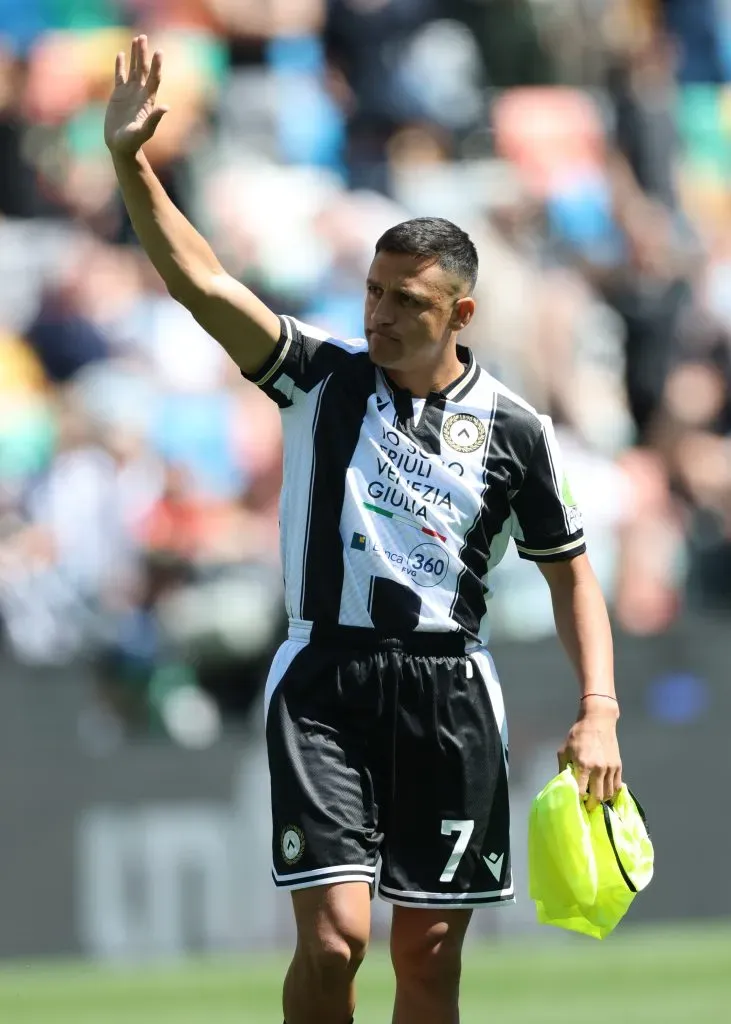 Alexis Sánchez comienza a despedirse de Udinese. Foto: Getty Images.