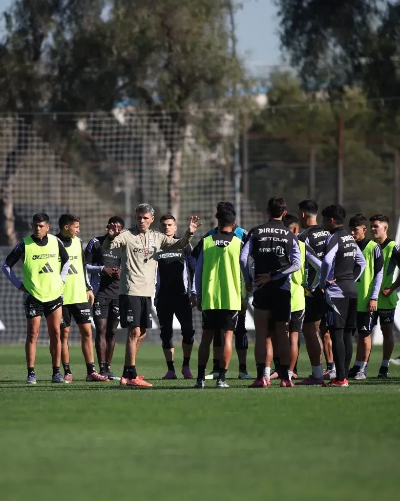 Fernando Ortiz busca levantar a Colo Colo luego de caer en la Supercopa. Foto: Colo Colo.