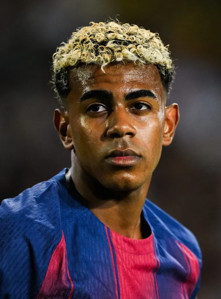 Lamine Yamal no jugará en la visita del Barcelona ante Sevilla por lesión. Foto: Getty Images.